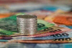 Easy ways for South Africans to make money online.