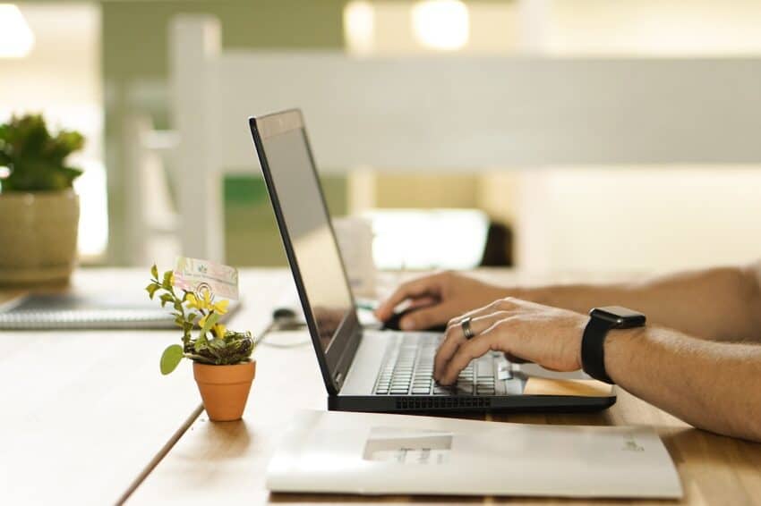 How to get paid to test websites and apps. How to get paid to test websites and apps.