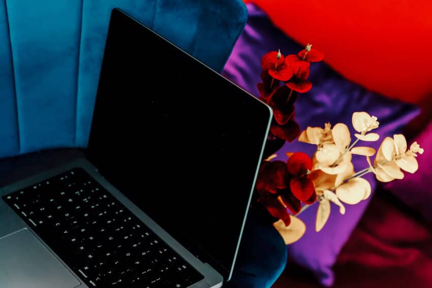 Get Paid To Chat Anonymously Online. Get Paid To Chat Anonymously Online.